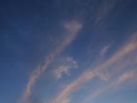 Wolkenfinger über dem Berg